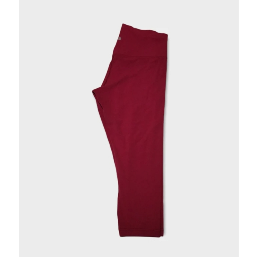 Size 12 - Lululemon Align Crop *21"